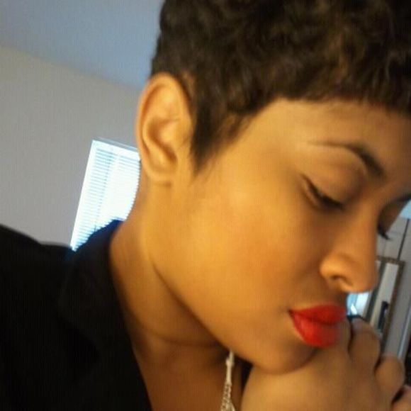 Meet your Posher, China - Picture 1 of 2